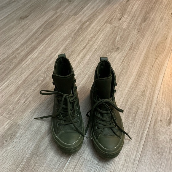 Converse - Picture 7 of 8